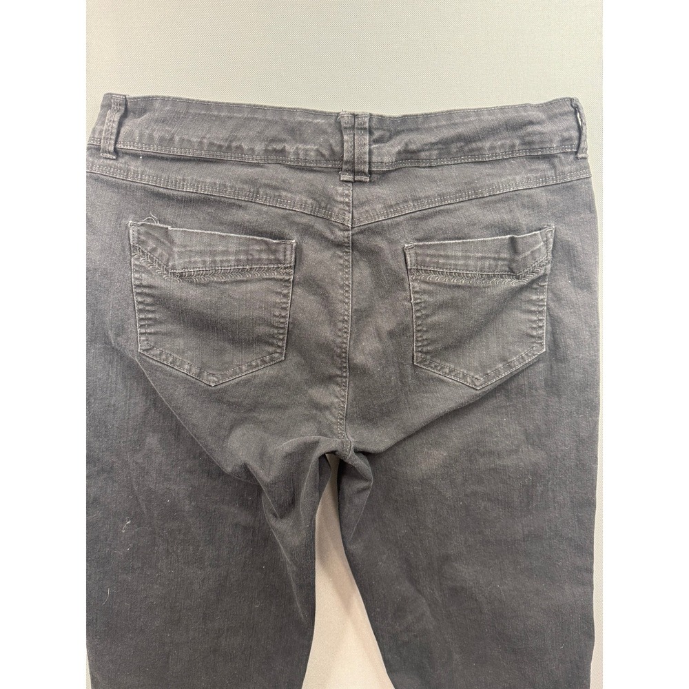 Gloria Vanderbilt Womens Skimmer Black Denim Shorts Cuffed Knee Length Size 12 - Picture 5 of 10